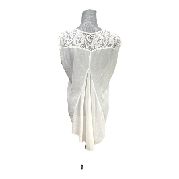 Heart Soul Cream Lace high and low Blouse Sheer Sz XL. Flare back armless. - Picture 3 of 12
